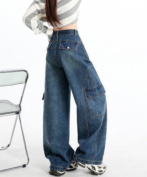 mebole(メボレ)の「cargo denim pants(デニムパンツ・レディース・ブルー・MEDIUM/LARGE)」の17枚目の写真