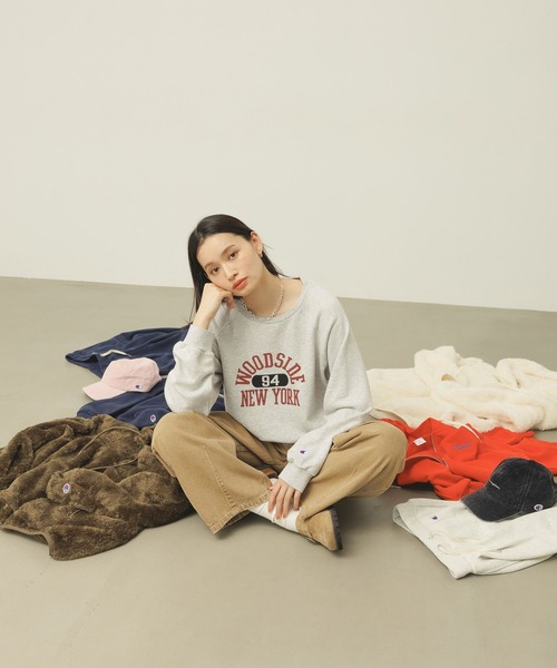 Champion（チャンピオン）の「【Champion(チャンピオン）】別注／ラグランスウェットプルオーバー（スウェット・レディース・ブラック/ネイビー/オートミール・FREE）」の19枚目の写真