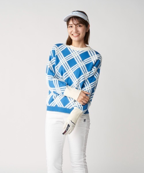 FILA GOLF(フィラゴルフ )の「クルーネックセーター(ニット/セーター・レディース・ブルー/オフホワイト/ブラック・MEDIUM/LARGE/X-LARGE)」の9枚目の写真
