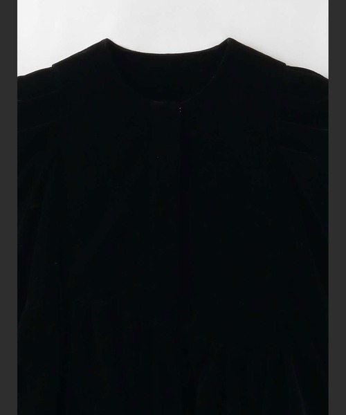 HER.(ハー)の「ボリュームペプラムベロアジャケット(その他アウター・レディース・ブラック・FREE)」の2枚目の写真