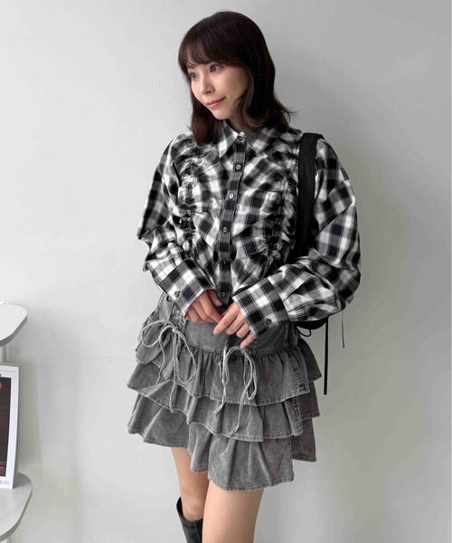 AS KNOW AS plus(アズノゥアズプラス)の「☆クロップド丈 シャーリングリボン結び チェック柄シャツ(シャツ/ブラウス・レディース・ブラウン系/ブラック系/レッド系・FREE)」の14枚目の写真