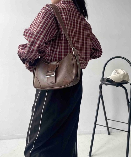 AS KNOW AS plus(アズノゥアズプラス)の「☆クロップド丈 シャーリングリボン結び チェック柄シャツ(シャツ/ブラウス・レディース・ブラウン系/ブラック系/レッド系・FREE)」の22枚目の写真