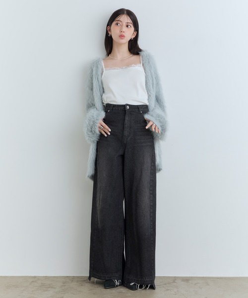 Tiny EDEN(タイニーエデン)の「【中野恵那 着用】ビジュ―ボタン付きシャギーニットカーディガン(カーディガン/ボレロ・レディース・ブルー/ピンク・FREE)」の17枚目の写真