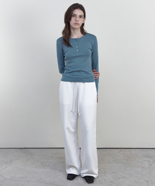 WEDNESDAYOASISFORWOMEN(ウェンズデー オアシス フォー ウーマン)の「HEYS ヘンリーネックTシャツ ブルー(WB6TP51)(Tシャツ/カットソー・レディース・ブルー・FREE)」の3枚目の写真