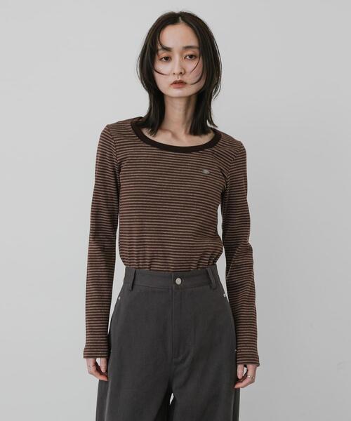 SENSE OF PLACE by URBAN RESEARCH(センスオブプレイスバイアーバンリサーチ)の「ラウンドネックリブTシャツ(Tシャツ/カットソー・レディース・グレー/ブラウン系その他/ピンク/ネイビー・ONE)」の1枚目の写真
