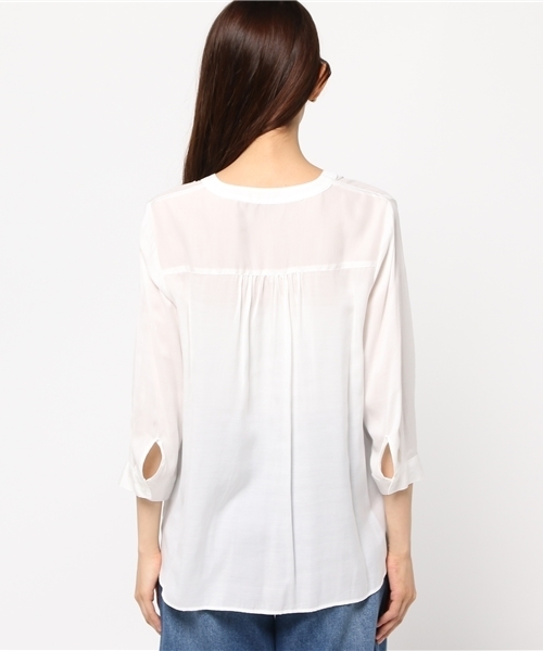 NATURAL BEAUTY BASIC(ナチュラルビューティーベーシック)の「ビエラダブルポケットシャツ(シャツ/ブラウス・レディース・カーキ/ホワイト系その他/ダークネイビー・MEDIUM/LARGE/SMALL)」の10枚目の写真