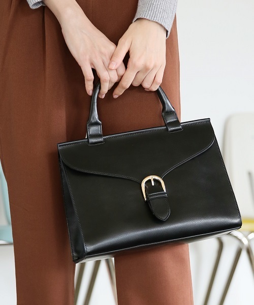 LEPSIM(レプシィム)の「カブゼバックルミニトートバッグ 745133(トートバッグ・レディース・アイボリー/ブラック/ベージュ/イエロー・ONE SIZE)」の3枚目の写真