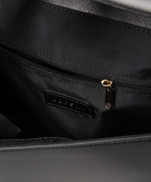 LEPSIM(レプシィム)の「カブゼバックルミニトートバッグ 745133(トートバッグ・レディース・アイボリー/ブラック/ベージュ/イエロー・ONE SIZE)」の14枚目の写真