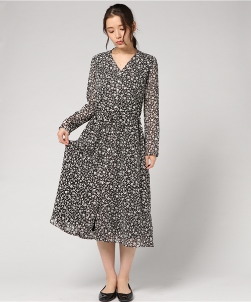 Banner Barrett（バナーバレット）の「フラワープリント　ロングドレス（ワンピース・レディース・ネイビー/ブラック・38）」の11枚目の写真