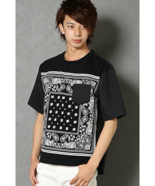 VENCEEXCHANGE（ヴァンスエクスチェンジ）の「オックス×裏毛バンダナプリントシャツT（Tシャツ/カットソー・メンズ・オフホワイト/ブラック・LARGE/MEDIUM）」の2枚目の写真