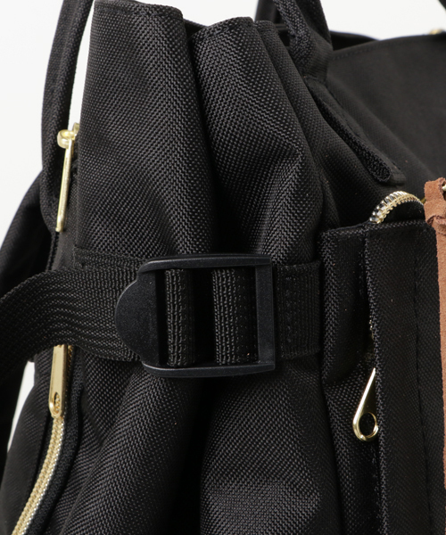 anello（アネロ）の「【anello】 杢調ポリキャンバス 10ポケット2WAYリュック（バックパック/リュック・レディース・ベージュ/ブラック/ブルー/グレー/ミント/ネイビー/ピンク/レッド・FREE）」の13枚目の写真