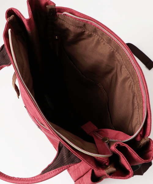 anello（アネロ）の「【anello】 杢調ポリキャンバス 10ポケット2WAYリュック（バックパック/リュック・レディース・ベージュ/ブラック/ブルー/グレー/ミント/ネイビー/ピンク/レッド・FREE）」の20枚目の写真