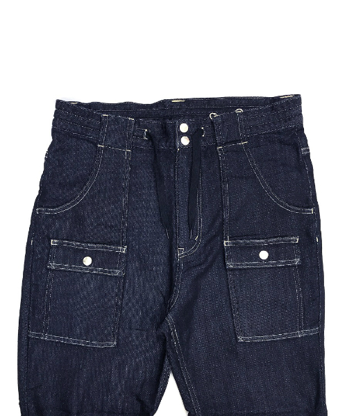 EVENFLOW（イーブンフロー）の「evenflowイーブンフロウ / ブッシュ スキニーテーパード ジョガーパンツ EFP-702（デニムパンツ・メンズ・インディゴブルー/ライトインディゴブルー・SMALL/MEDIUM/LARGE）」の17枚目の写真