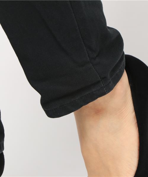 Levi's（リーバイス）の「BORROWED FROM THE BOYS WARMジーンズ ブラック COZY JET BLACK/10.2oz（デニムパンツ・レディース・ブラック・26inch/24inch/25inch/27inch/23inch/28inch）」の11枚目の写真