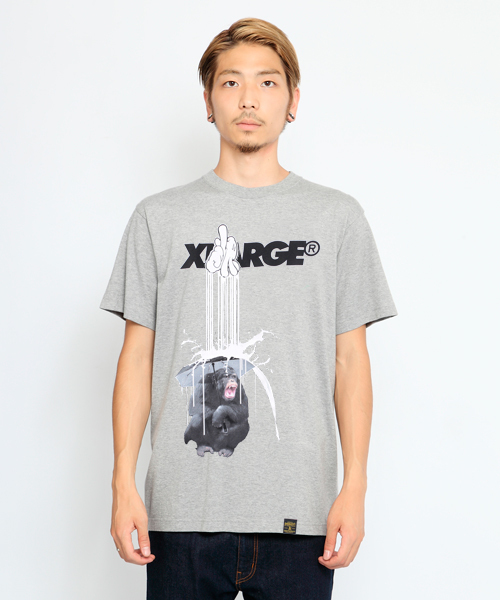 XLARGE（エクストララージ）の「XLARGE×DISSIZIT! S/S TEE XLA POURS