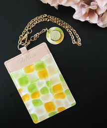 Clelia-u-（クレリアユー）の「ステンドグラス風エナメルレザーチェーン付きパスケース（パスケース）」