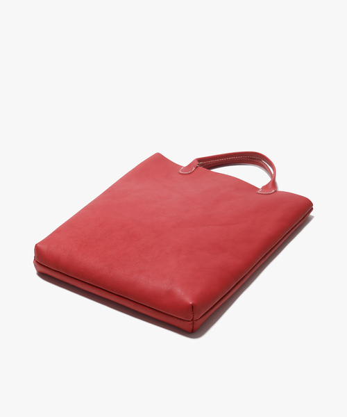 TASINAMI（タシナミ）の「TASINAMI 日本製 Leather Mini Tote M Oiled（トートバッグ・レディース・ブラック/ブラウン/グレー/レッド/オレンジ/ブルー/グリーン/ナチュラル・FREE）」の18枚目の写真