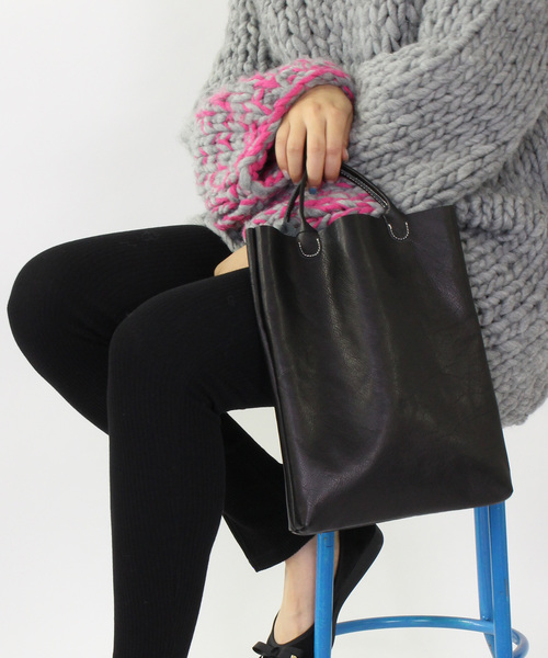 TASINAMI（タシナミ）の「TASINAMI 日本製 Leather Mini Tote M Oiled（トートバッグ・レディース・ブラック/ブラウン/グレー/レッド/オレンジ/ブルー/グリーン/ナチュラル・FREE）」の21枚目の写真