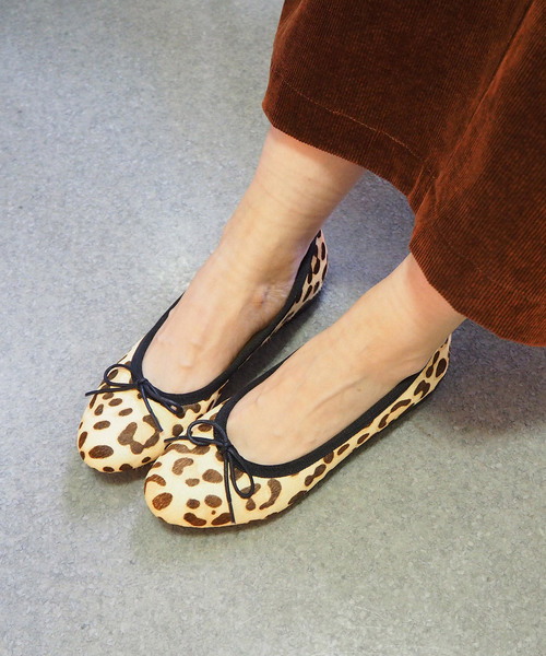 あしながおじさん（アシナガオジサン）の「〈あしながおじさん〉　大人気バレエシューズ（バレエシューズ・レディース・チェック/パイソン/レッド/レオパード/ゼブラ・23.0cm/22.5cm/24.5cm/24.0cm/23.5cm/25.0cm/22.0cm）」の3枚目の写真