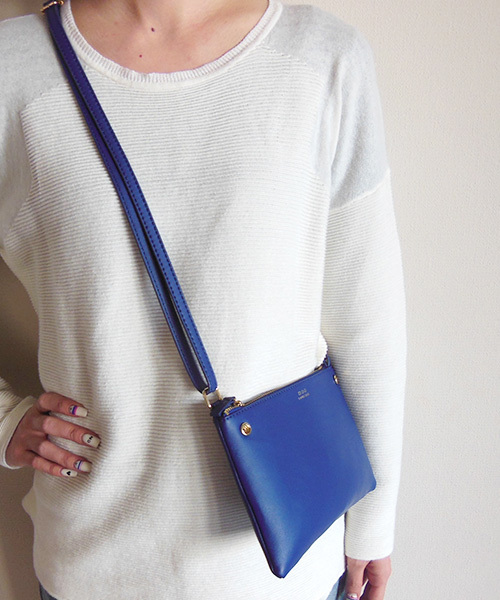 WHO'S WHO gallery(フーズフーギャラリー)の「【100BAG】ショルダー(ショルダーバッグ・レディース・ホワイト/レッド/ブルー/グレー/ブラック・FREE)」の6枚目の写真