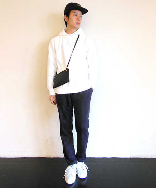 WHO'S WHO gallery(フーズフーギャラリー)の「【100BAG】ショルダー(ショルダーバッグ・レディース・ホワイト/レッド/ブルー/グレー/ブラック・FREE)」の16枚目の写真