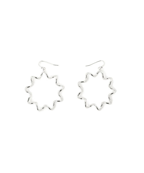 BEAMS BOY（ビームスボーイ）の「BEAMS BOY / ナミナミ サークル ピアス（ピアス（両耳用）・レディース・シルバー/ゴールド・ONE SIZE）」の3枚目の写真