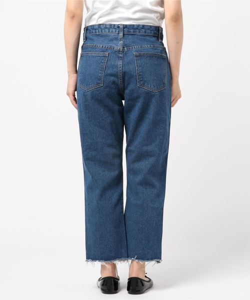 DING（ディング）の「DING/クロップドデニムパンツ（デニムパンツ・レディース・ライトインディゴブルー/インディゴブルー・MEDIUM/SMALL）」の4枚目の写真