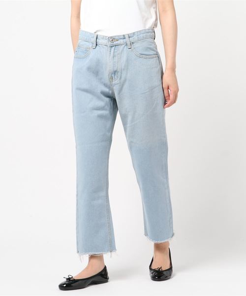 DING（ディング）の「DING/クロップドデニムパンツ（デニムパンツ・レディース・ライトインディゴブルー/インディゴブルー・MEDIUM/SMALL）」の12枚目の写真