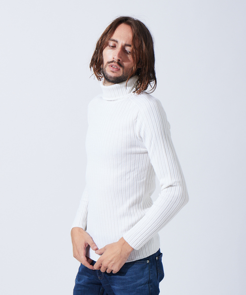 5351 POUR LES HOMMES(ゴーサンゴーイチプールオム)の「ワイドリブホールガーメントハイネック(ニット/セーター・メンズ・グレー/ブルー/ホワイト/ブラック・44/46/48/50)」の2枚目の写真