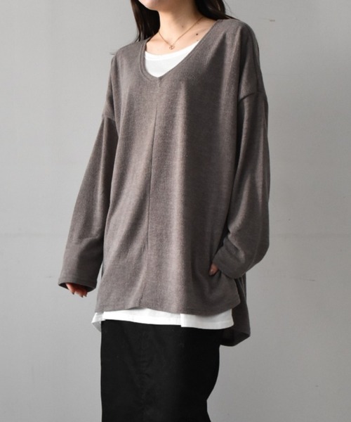 RANAN（ラナン）の「ゆるレイヤードニット風チュニック（Tシャツ/カットソー・レディース・チャコールグレー/ブラック/サンドグレー/ネイビー/ライトベージュ/ブラック系その他/コーラル/ブルーグレー/ピンク/ミント/ライトグレー/アイボリー・M/L/LL/S）」の7枚目の写真