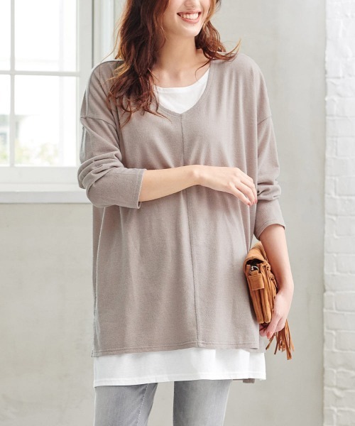 RANAN（ラナン）の「ゆるレイヤードニット風チュニック（Tシャツ/カットソー・レディース・チャコールグレー/ブラック/サンドグレー/ネイビー/ライトベージュ/ブラック系その他/コーラル/ブルーグレー/ピンク/ミント/ライトグレー/アイボリー・M/L/LL/S）」の8枚目の写真