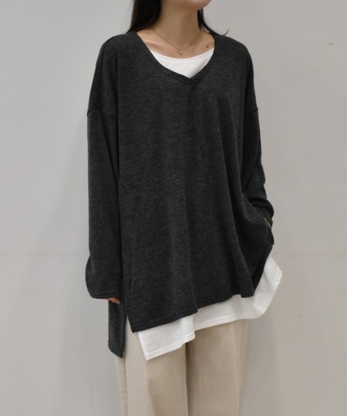 RANAN（ラナン）の「ゆるレイヤードニット風チュニック（Tシャツ/カットソー・レディース・チャコールグレー/ブラック/サンドグレー/ネイビー/ライトベージュ/ブラック系その他/コーラル/ブルーグレー/ピンク/ミント/ライトグレー/アイボリー・M/L/LL/S）」の4枚目の写真