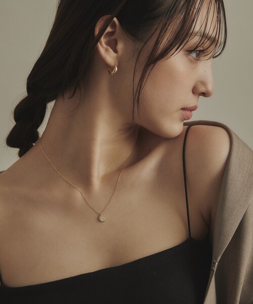COCOSHNIK(ココシュニック)の「K18ダイヤモンド ランダムパヴェ ラウンドネックレス(ネックレス・レディース・アイボリー系・43cm)」の9枚目の写真