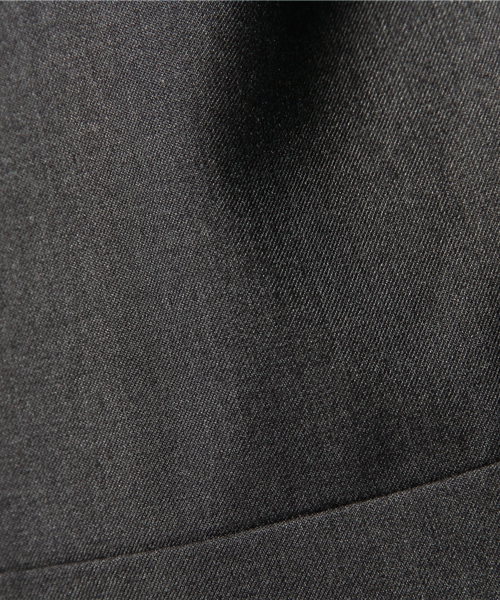 BEAMS LIGHTS Women's（ビームスライツ ウィメンズ）の「BEAMS LIGHTS / Vネックオールインワン（つなぎ/オールインワン・レディース・チャコールグレー/ブラック・38/36）」の3枚目の写真