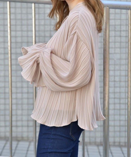PairPair（ペアペア）の「キャンディスリーブプリーツブラウス（シャツ/ブラウス・レディース・その他/モカ/ライトベージュ・FREE）」の9枚目の写真