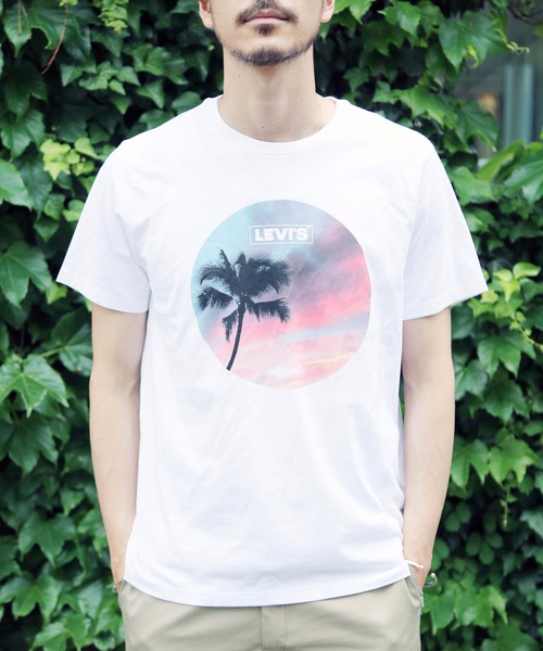 Levi's(リーバイス)の「【LEVI'S/リーバイス】ブランドロゴ バックプリント ユニセックスデザイン 半袖プリントTシャツ カットソー(Tシャツ/カットソー・メンズ・その他1/その他2/ホワイト系その他/ホワイト・SMALL/MEDIUM/LARGE)」の12枚目の写真
