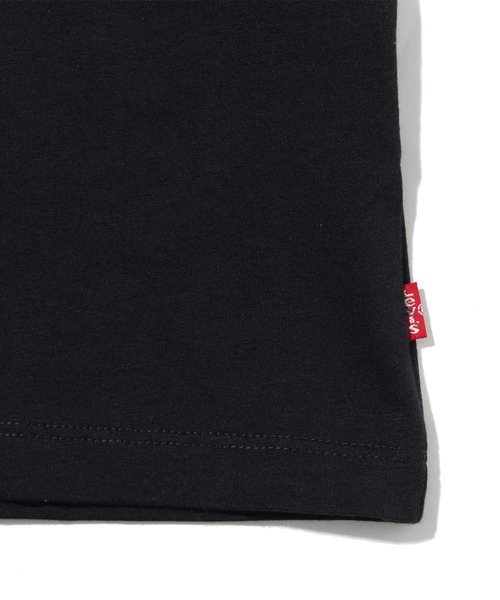 Levi's(リーバイス)の「グラフィックボクシーTシャツ 90'S SERIF RHINESTONE CAVIAR(Tシャツ/カットソー・レディース・ブラック・M/S/XS/L)」の7枚目の写真