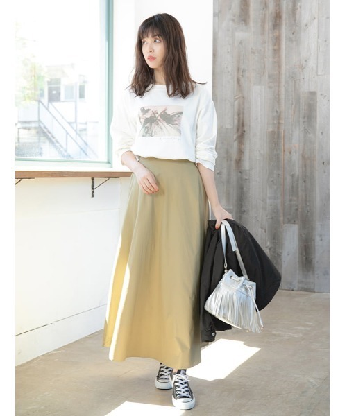 fifth(フィフス)の「グラフィックプリントロングスリーブTシャツ(Tシャツ/カットソー・レディース・ホワイト/グレイッシュベージュ・MEDIUM)」の12枚目の写真