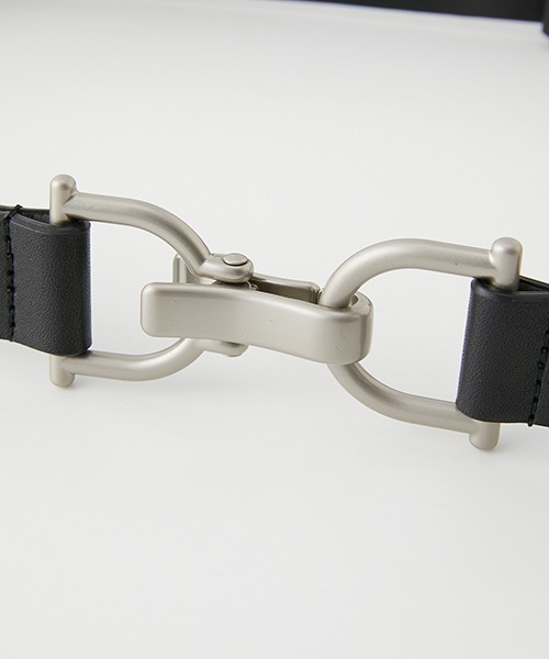 AZUL by moussy（アズールバイマウジー）の「METAL HOOK BELT/メタルフックベルト（ベルト・レディース・ブラック/キャメル・FREE）」の5枚目の写真