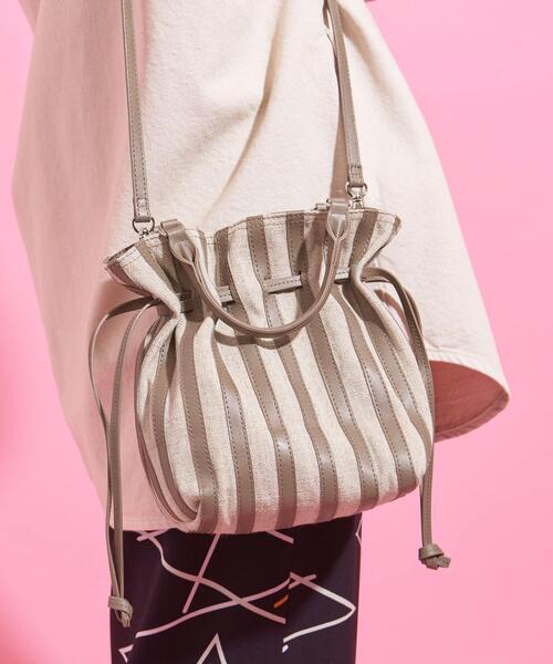 BEAUTY&YOUTH UNITED ARROWS(ビューティーアンドユースユナイテッドアローズ)の「BY∴ コンビパネルミニドローストショルダーバッグ -2WAY- ◆(ショルダーバッグ・レディース・ナチュラル/モカ・FREE)」の1枚目の写真