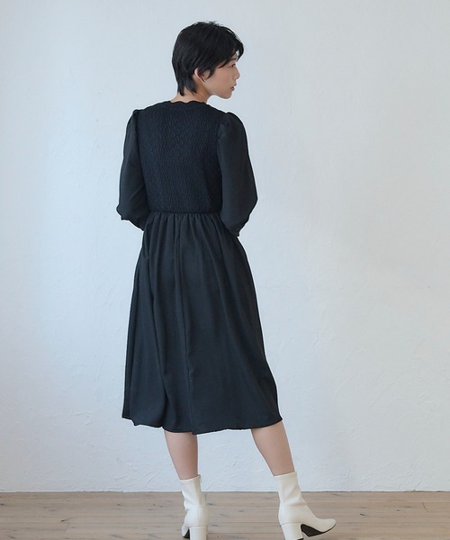 toucher du brise(トゥシェドブリーズ)の「前レース使いワンピース(ワンピース・レディース・オフホワイト/ブラック・M)」の12枚目の写真
