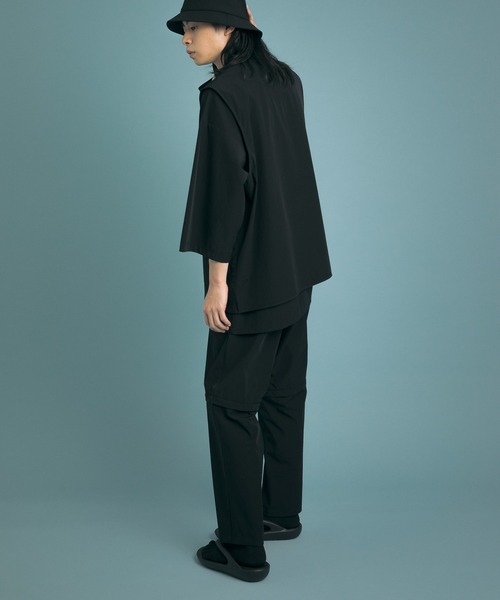 Uiscel(ユイセル)の「Uiscel ドライ2WAYテーパードパンツ(その他パンツ・メンズ・ブラック/ベージュ・MEDIUM/LARGE)」の17枚目の写真