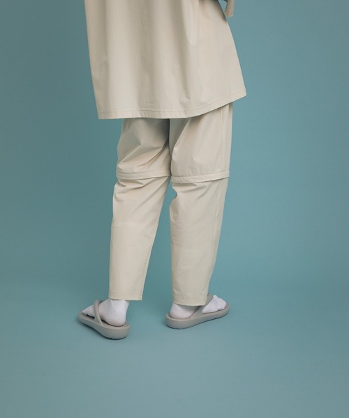 Uiscel(ユイセル)の「Uiscel ドライ2WAYテーパードパンツ(その他パンツ・メンズ・ブラック/ベージュ・MEDIUM/LARGE)」の15枚目の写真