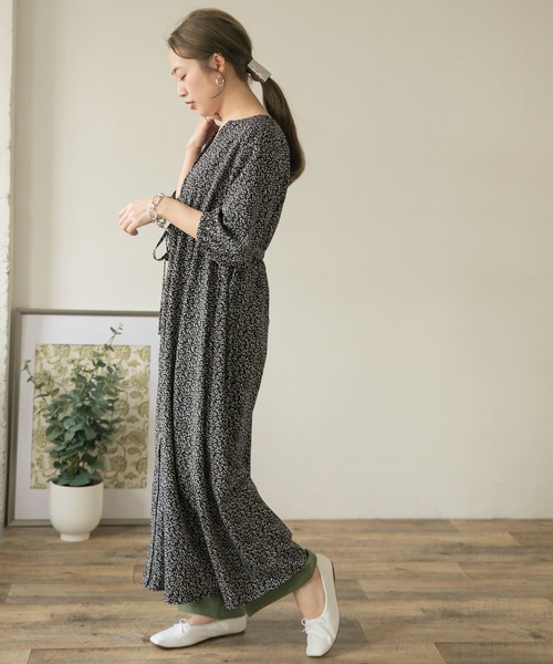 ITEMS URBANRESEARCH（アイテムズ アーバンリサーチ）の「花柄