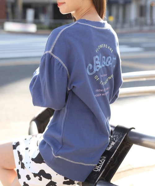 one after another NICE CLAUP（ワンアフターアナザーナイスクラップ）の「ロゴカレッジスウェット（Tシャツ/カットソー・レディース・グレー/オフホワイト/ブルー/ホワイト系その他・FREE）」の4枚目の写真