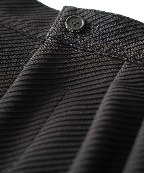 SHAREEF（シャリーフ）の「RIDGE TWILL SHORT PANTS（その他パンツ・メンズ・ホワイト/ブラック/ラベンダー/ブラウン・3/2/1）」の8枚目の写真