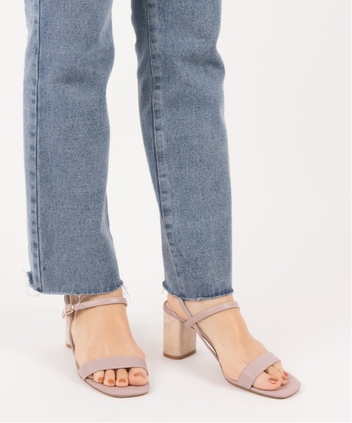 RANDA(ランダ)の「デザインヒールスクエアトゥサンダル(サンダル・レディース・ブラウン/パープル/アイボリー・L/M/S/LL)」の3枚目の写真