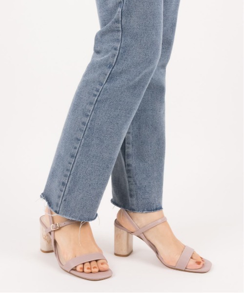 RANDA(ランダ)の「デザインヒールスクエアトゥサンダル(サンダル・レディース・ブラウン/パープル/アイボリー・L/M/S/LL)」の14枚目の写真