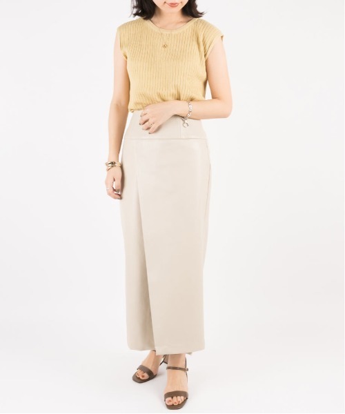 RANDA(ランダ)の「デザインヒールスクエアトゥサンダル(サンダル・レディース・ブラウン/パープル/アイボリー・L/M/S/LL)」の9枚目の写真