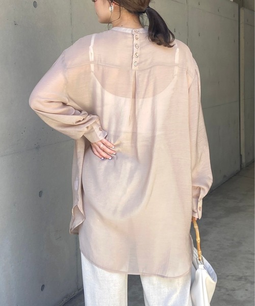 prose verse（プロズヴェール）の「フロントタック入りクラシカルシアーシャツ（シャツ/ブラウス・レディース・オフホワイト/ライム/バイオレット/グレイッシュベージュ・ﾌﾘ-）」の22枚目の写真